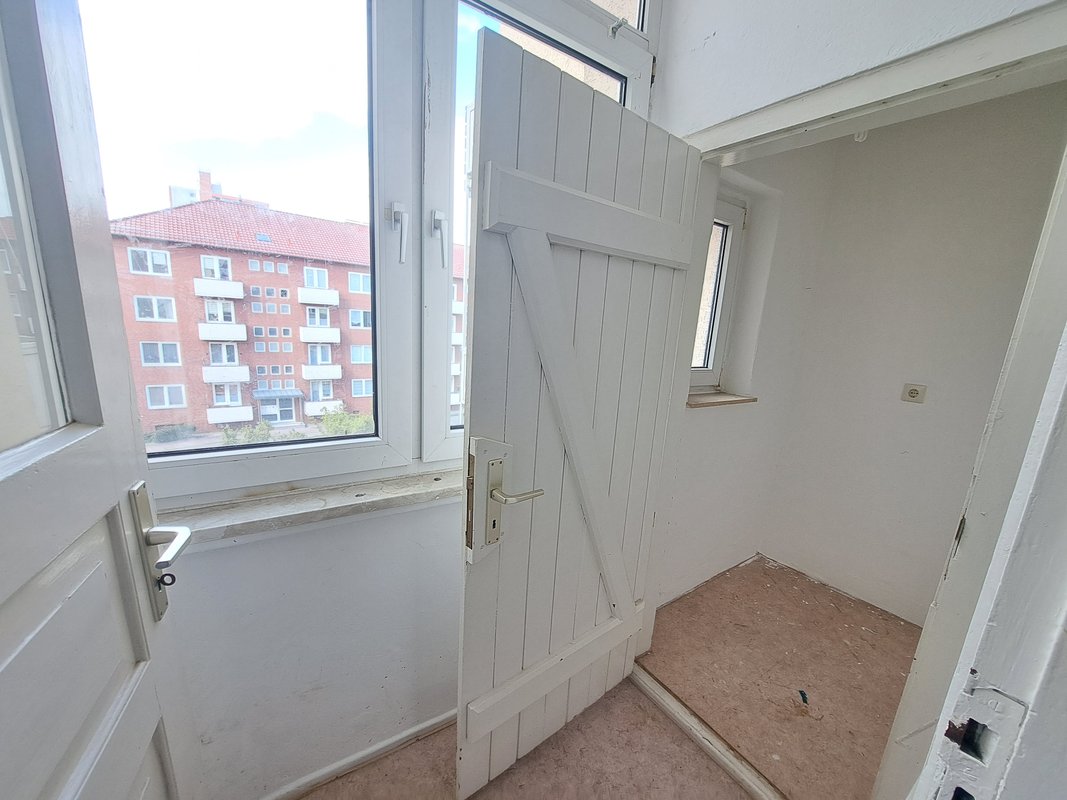 Große 3-Zimmer-Wohnung mit Balkon in Bremerhaven-Lehe!