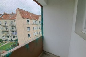 Helle 3-Zimmer-Wohnung in Bremerhaven mit Badewanne und Balkon!