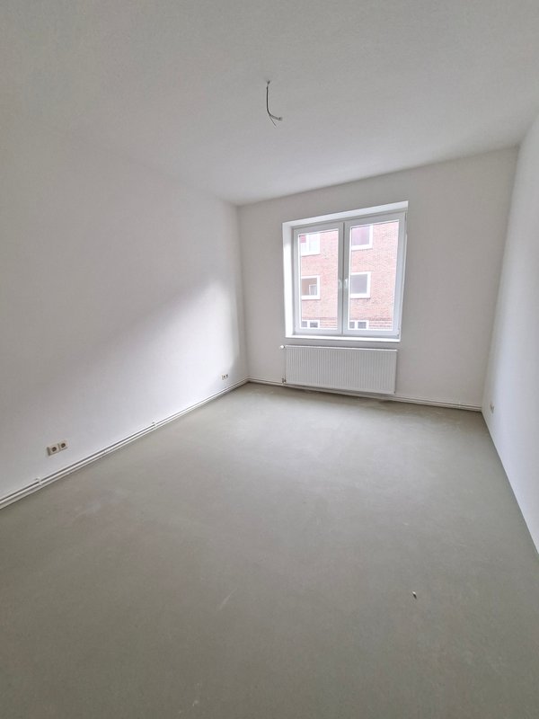 Modernisierte 3-Zimmer-Wohnung mit Balkon in Bremerhaven-Geestemünde!