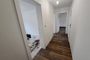 Frisch renoviert! Zentral gelegene 2-Zimmer-Wohnung in Bremerhaven-Geestemünde!