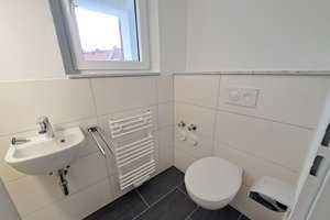 Frisch modernisierte 3 1/2-Zimmer-Wohnung mit Balkon in Bremerhaven-Lehe!