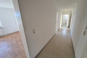 Großzügige 2-Zimmer-Wohnung in Bremerhaven-Geestemünde