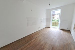 Modernisierte 2-Zimmer-Wohnung mit Terrasse in Bremerhaven-Geestemünde!