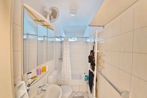 Große 3-Zimmer-Wohnung mit Balkon in Bremerhaven-Geestemünde!