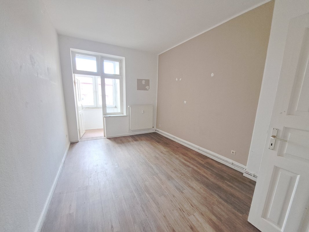 Große 3-Zimmer-Wohnung mit Balkon in Bremerhaven-Lehe!