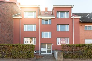 2-Zimmer-Wohnung Hochparterre mit Balkon in Bremerhaven-Lehe!