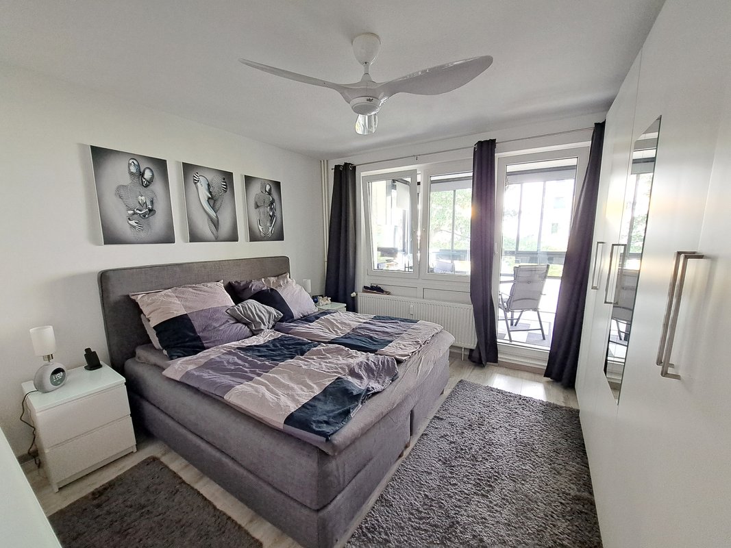Für Senioren! Mit Aufzug! 3-Zimmer-Wohnung mit Wintergarten und ebenerdiger Dusche in Bremerhaven Lehe!