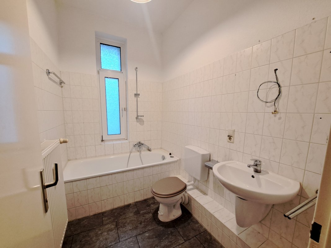 Große 3-Zimmer-Wohnung mit Balkon in Bremerhaven-Lehe!
