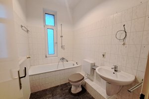 Große 3-Zimmer-Wohnung mit Balkon in Bremerhaven-Lehe!