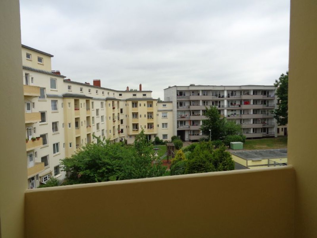 3-Zimmer-Wohnung mit Balkon in Bremerhaven-Lehe!