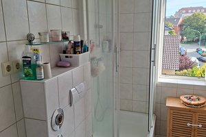 Kleine und günstige 2-Zimmer-Wohnung in Bremerhaven-Lehe!