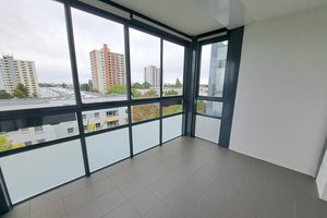 2-Zimmer-Wohnung mit Fahrstuhl und toller Aussicht in Bremerhaven-Lehe!