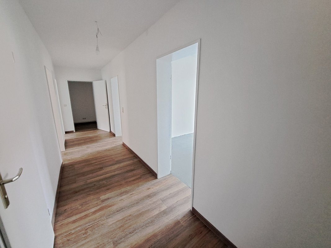 Modernisierte 3-Zimmer-Wohnung in zentraler Lage in Bremerhaven-Geestemünde
