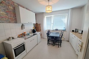 2-Zimmer-Wohnung mit Badewanne im 1. OG in Bremerhaven-Lehe!