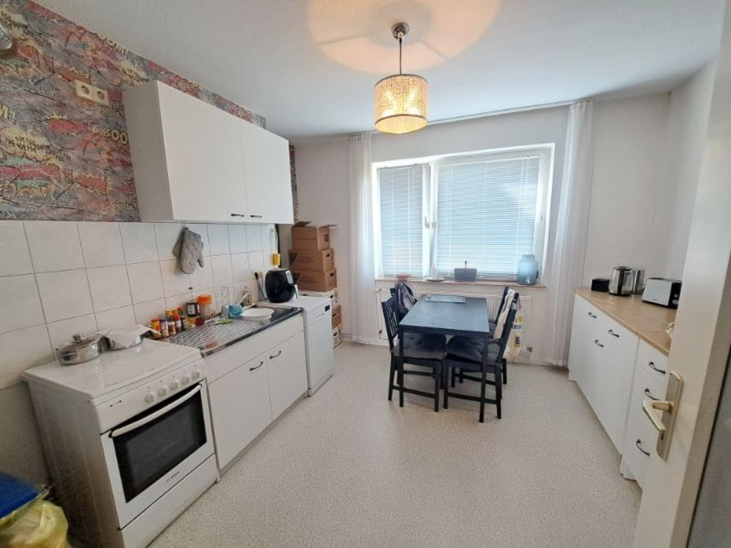 2-Zimmer-Wohnung mit Badewanne im 1. OG in Bremerhaven-Lehe!