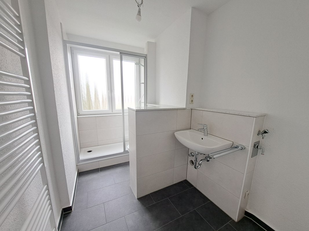 Erstbezug! Frisch modernisierte 2-Zimmer-Wohnung in Bremerhaven-Lehe!