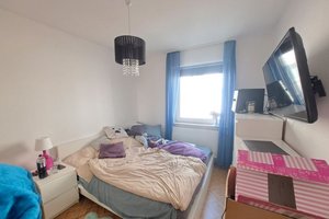 2-Zimmer-Wohnung mit Badewanne im 1. OG in Bremerhaven-Lehe!