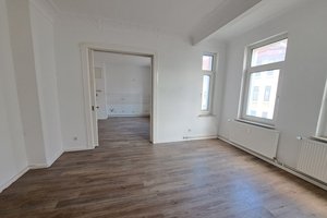 Große 3-Zimmer-Wohnung mit Balkon in Bremerhaven-Lehe!