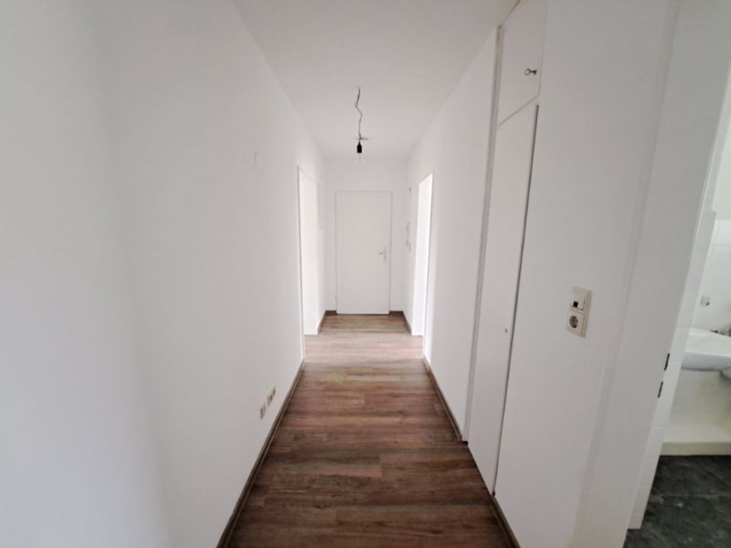 Helle 3-Zimmer-Wohnung in Bremerhaven mit Badewanne und Balkon!