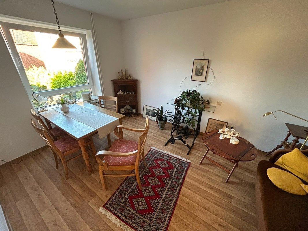 3-Zimmer-Wohnung mit modernisiertem Bad in Bremerhaven-Geestmünde!