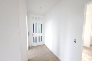 3-Zimmer-Wohnung mit Duschbad und 2 Balkonen in Bremerhaven