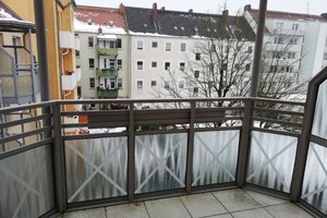 Renovierte 2-Zimmer-Wohnung mit Balkon in Bremerhaven-Geestemünde