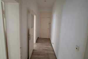 Kleine, günstige 2-Zimmer-Wohnung in Bremerhaven