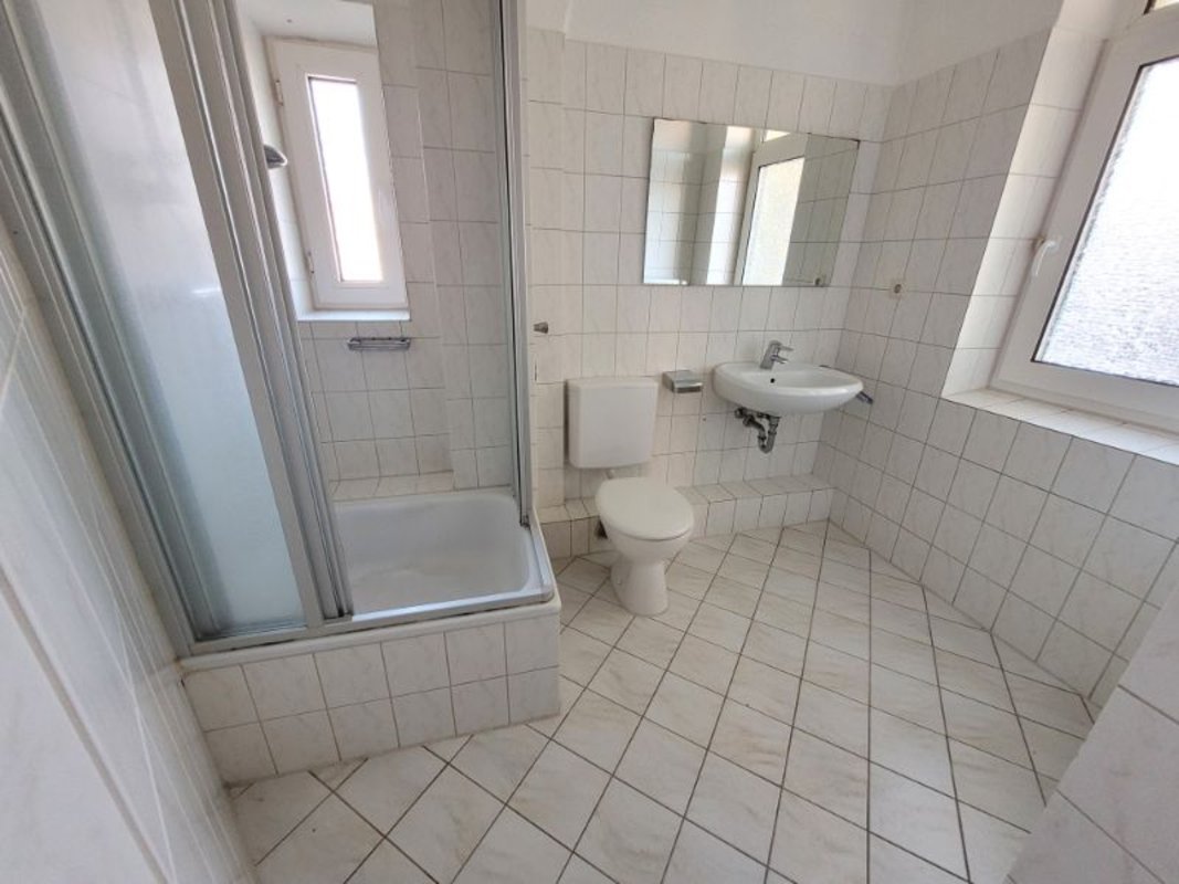 Mit Balkon! Gepflegte 3-Zimmer-Wohnung in Bremerhaven-Geestemünde!