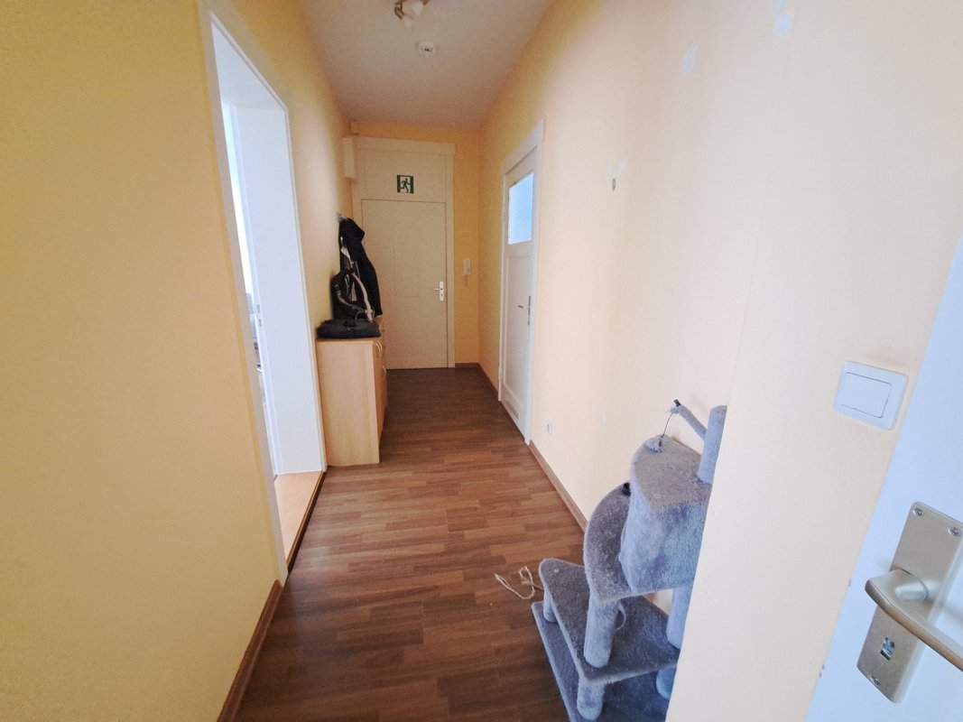 3-Zimmer-Wohnung mit Balkon für Sportliche in Bremerhaven-Geestemünder