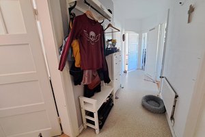 Kleine 4-Zimmer-Wohnung mit Balkon in Bremerhaven-Geestemünde