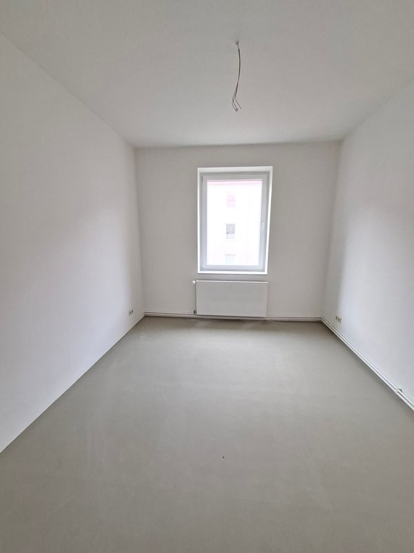 Modernisierte 3-Zimmer-Wohnung mit Balkon in Bremerhaven-Geestemünde!