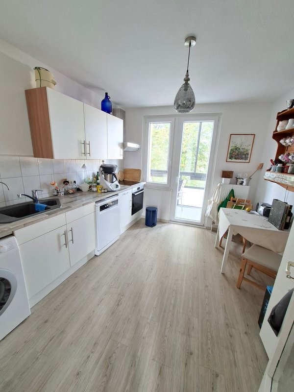 Mit Wintergarten! Große 4-Zimmer Wohnung in Bremerhaven-Lehe!