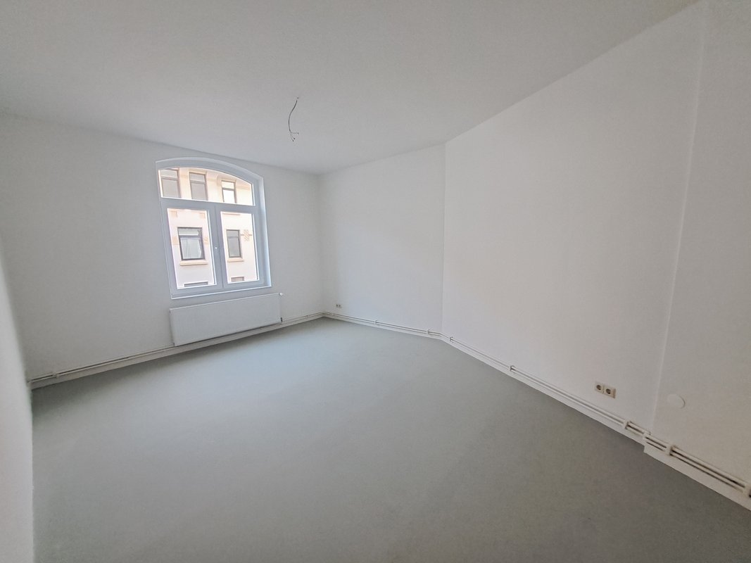 Frisch modernisierte 3-Zimmer-Wohnung mit Balkon in Bremerhaven!