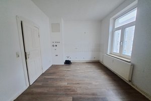 Große 3-Zimmer-Wohnung mit Balkon in Bremerhaven-Lehe!