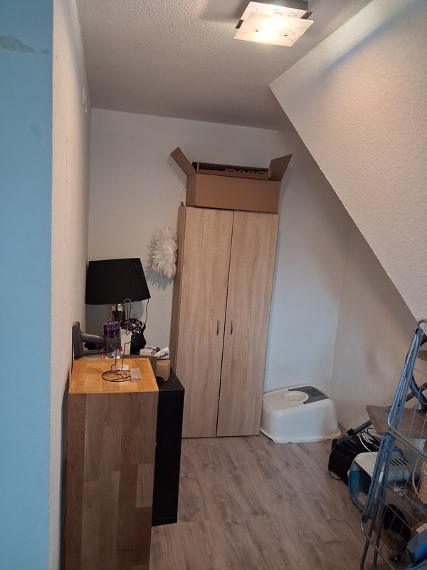 Schöne kleine 2-Zimmer-Dachgeschoss-Wohnung in Geestemünde