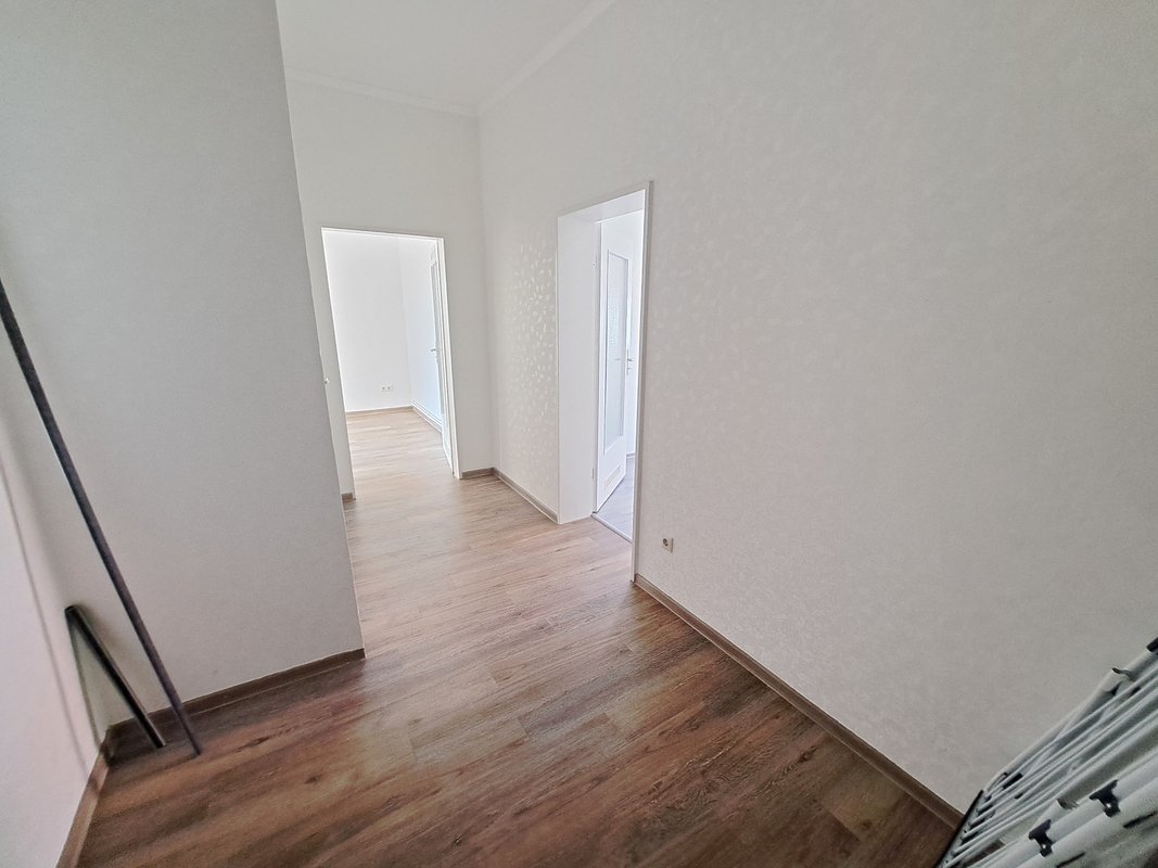 Kleine, gepflegte 2-Zimmer-Wohnung mit Balkon in Bremerhaven-Geestemünde