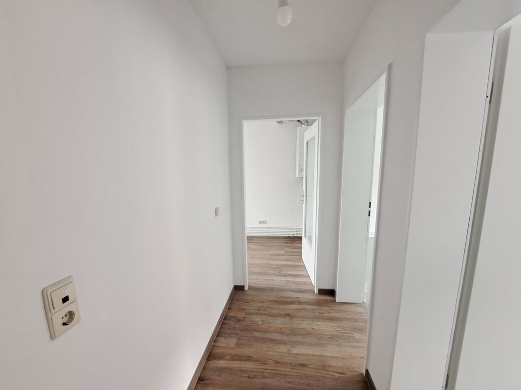 Erstbezug! Frisch modernisierte 2-Zimmer-Wohnung in Bremerhaven-Lehe!