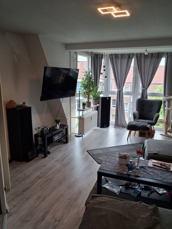Schöne kleine 2-Zimmer-Dachgeschoss-Wohnung in Geestemünde