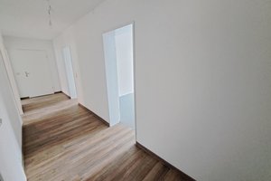 Modernisierte 3-Zimmer-Wohnung in zentraler Lage in Bremerhaven-Geestemünde