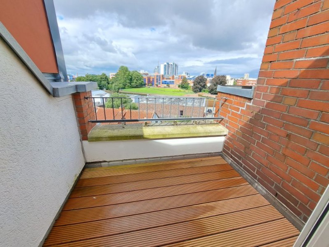 Zwei Dachterrassen! Exklusive 2-Zimmer-Wohnung an der Geeste in Bremerhaven