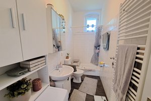Renovierte 3-Zimmer-Wohnung mit Balkon im 1. OG in Bremerhaven-Lehe!
