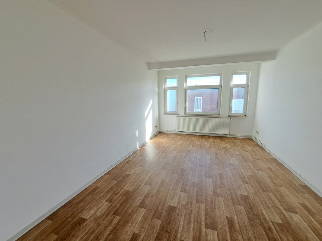 Großzügige 2-Zimmer-Wohnung in Bremerhaven-Geestemünde