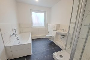 Frisch modernisierte 3 1/2-Zimmer-Wohnung mit Balkon in Bremerhaven-Lehe!