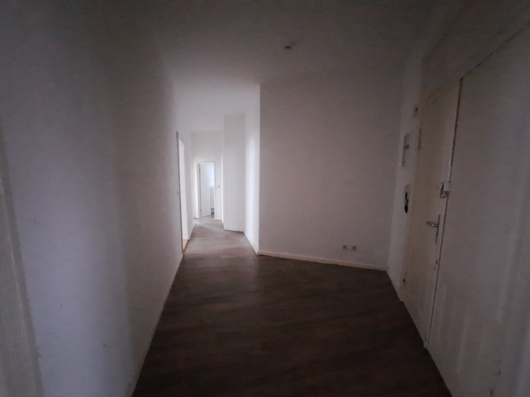 Große 3-Zimmer-Wohnung mit Balkon in Bremerhaven-Lehe!
