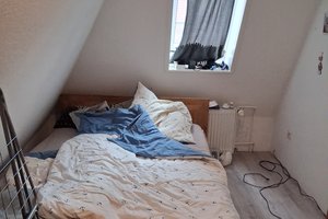 Schöne kleine 2-Zimmer-Dachgeschoss-Wohnung in Geestemünde