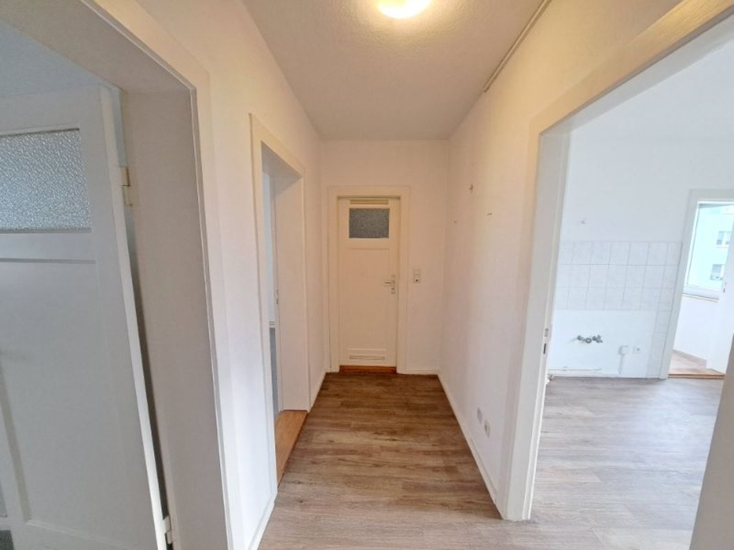 Günstige 2-Zimmer-Wohnung im 1. OG in Bremerhaven-Lehe!