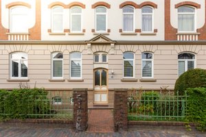Renovierte 3-Zimmer-Wohnung mit Balkon im 1. OG in Bremerhaven-Lehe!