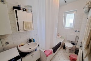 Günstige 2-Zimmer-Wohnung im 1. OG in Bremerhaven-Lehe!