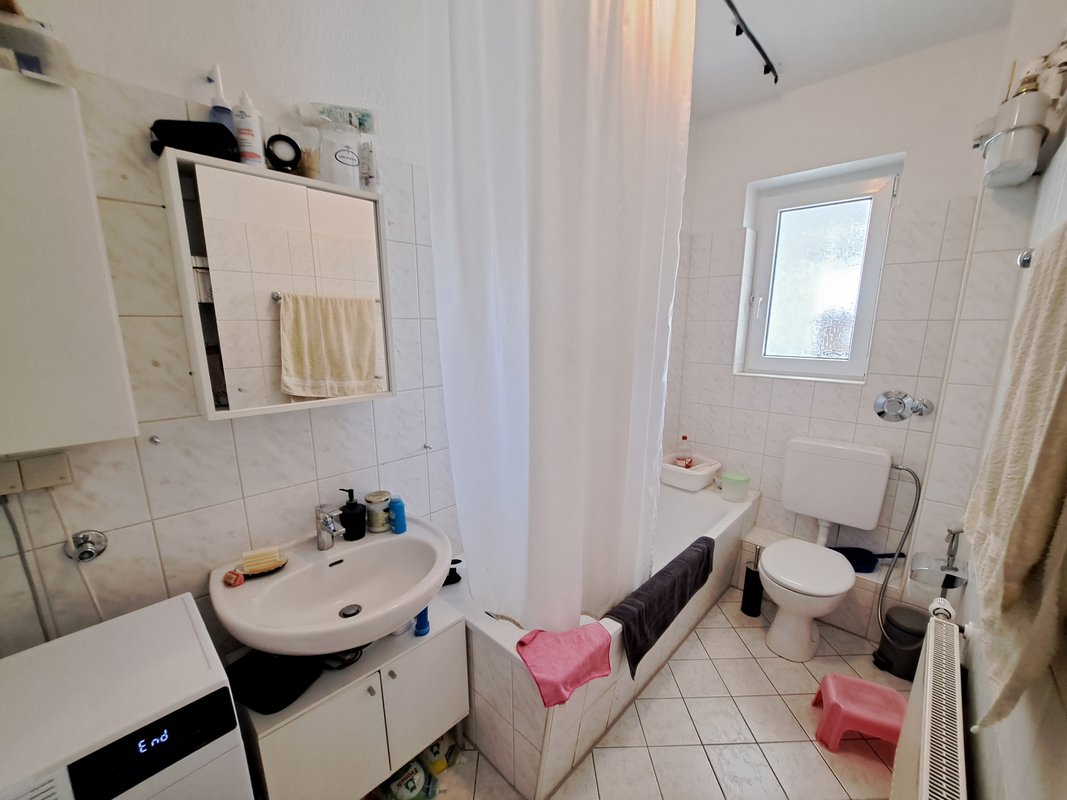 Günstige 2-Zimmer-Wohnung im 1. OG in Bremerhaven-Lehe!