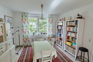 Mit Wintergarten! Große 4-Zimmer Wohnung in Bremerhaven-Lehe!